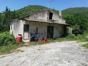 Rustici e casali in vendita di 200 m² in Via Parco, 51