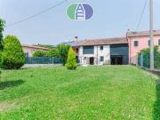 Rustici e casali in vendita di 200 m² in Via Zigaraga, 30