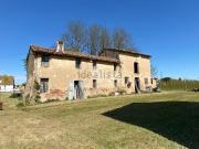 Rustici e casali in vendita di 201 m² in Via Ripe di...