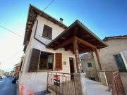 Rustici e casali in vendita di 204 m² in Strada per Garzeno