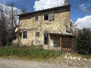 Rustici e casali in vendita di 205 m² in Via di Galliano