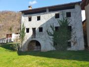 Rustici e casali in vendita di 210 m²
