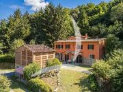 Rustici e casali in vendita di 210 m²