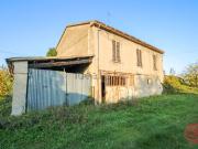 Rustici e casali in vendita di 212 m² in Via Borghetto, 2185