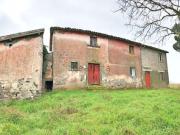 Rustici e casali in vendita di 220 m²