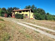 Rustici e casali in vendita di 220 m²