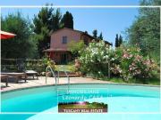 Rustici e casali in vendita di 220 m² in Via Sanminiatese