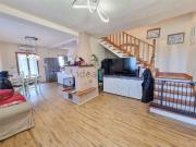 Rustici e casali in vendita di 220 m² in Via Tresanti