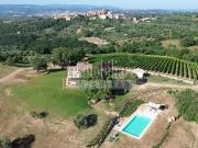 Rustici e casali in vendita di 220 m² in Vicolo...