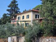 Rustici e casali in vendita di 225 m² in Via del Brennero