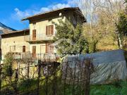 Rustici e casali in vendita di 227 m² in Via G. Marconi