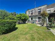 Rustici e casali in vendita di 229 m² in Via Nazionale...