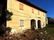 Rustici e casali in vendita di 230 m²