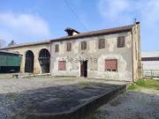 Rustici e casali in vendita di 232 m² in Via Vittorio...