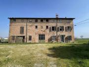 Rustici e casali in vendita di 234 m²