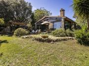 Rustici e casali in vendita di 235 m² in Via Muratella