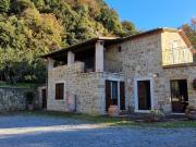 Rustici e casali in vendita di 240 m²