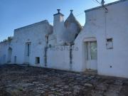 Rustici e casali in vendita di 240 m² in Contrada Ferrari