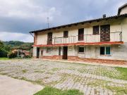 Rustici e casali in vendita di 240 m² in Strada Vaglio Serra