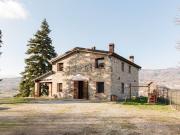 Rustici e casali in vendita di 244 m²