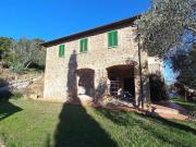 Rustici e casali in vendita di 245 m²