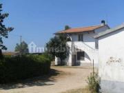 Rustici e casali in vendita di 245 m² in Strada Barucola