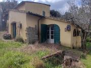 Rustici e casali in vendita di 245 m² in Via di San Vito, 36