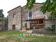 Rustici e casali in vendita di 247 m² in Via Case Sparse, 17