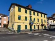 Rustici e casali in vendita di 248 m² in Corso Ivrea, 29