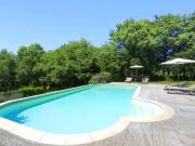 Rustici e casali in vendita di 250 m² in Via del Podere