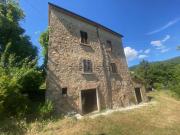 Rustici e casali in vendita di 250 m²