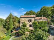 Rustici e casali in vendita di 250 m² in Via della Vigna