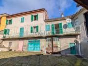 Rustici e casali in vendita di 250 m² in Via Marconi, 97