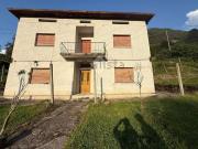 Rustici e casali in vendita di 250 m² in Via Miniere, 8