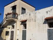 Rustici e casali in vendita di 250 m² in Via Scanio, 10