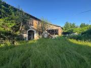 Rustici e casali in vendita di 250 m² in Viale della...