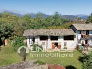 Rustici e casali in vendita di 251 m² in Via Madonna...