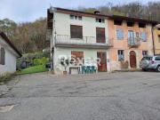 Rustici e casali in vendita di 252 m² in Contrada Tommasi, 4