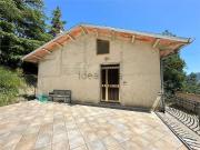 Rustici e casali in vendita di 256 m² in Strada di Larzano