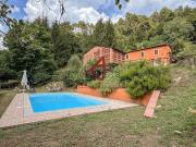 Rustici e casali in vendita di 260 m² in Via degli Orti