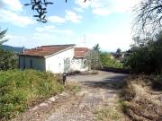 Rustici e casali in vendita di 265 m² in Via Valle