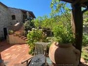 Rustici e casali in vendita di 270 m²