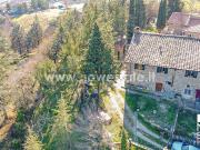 Rustici e casali in vendita di 270 m² in Strada Comunale...