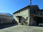 Rustici e casali in vendita di 272 m²