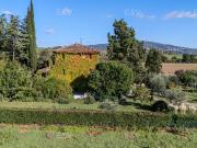 Rustici e casali in vendita di 280 m² in Via Frà Filippo...