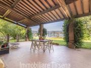 Rustici e casali in vendita di 287 m²