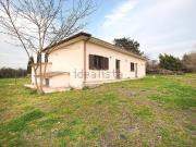 Rustici e casali in vendita di 288 m² in Località Scassato