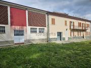 Rustici e casali in vendita di 290 m²