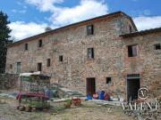 Rustici e casali in vendita di 290 m²