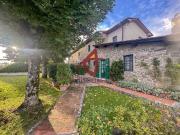 Rustici e casali in vendita di 290 m²